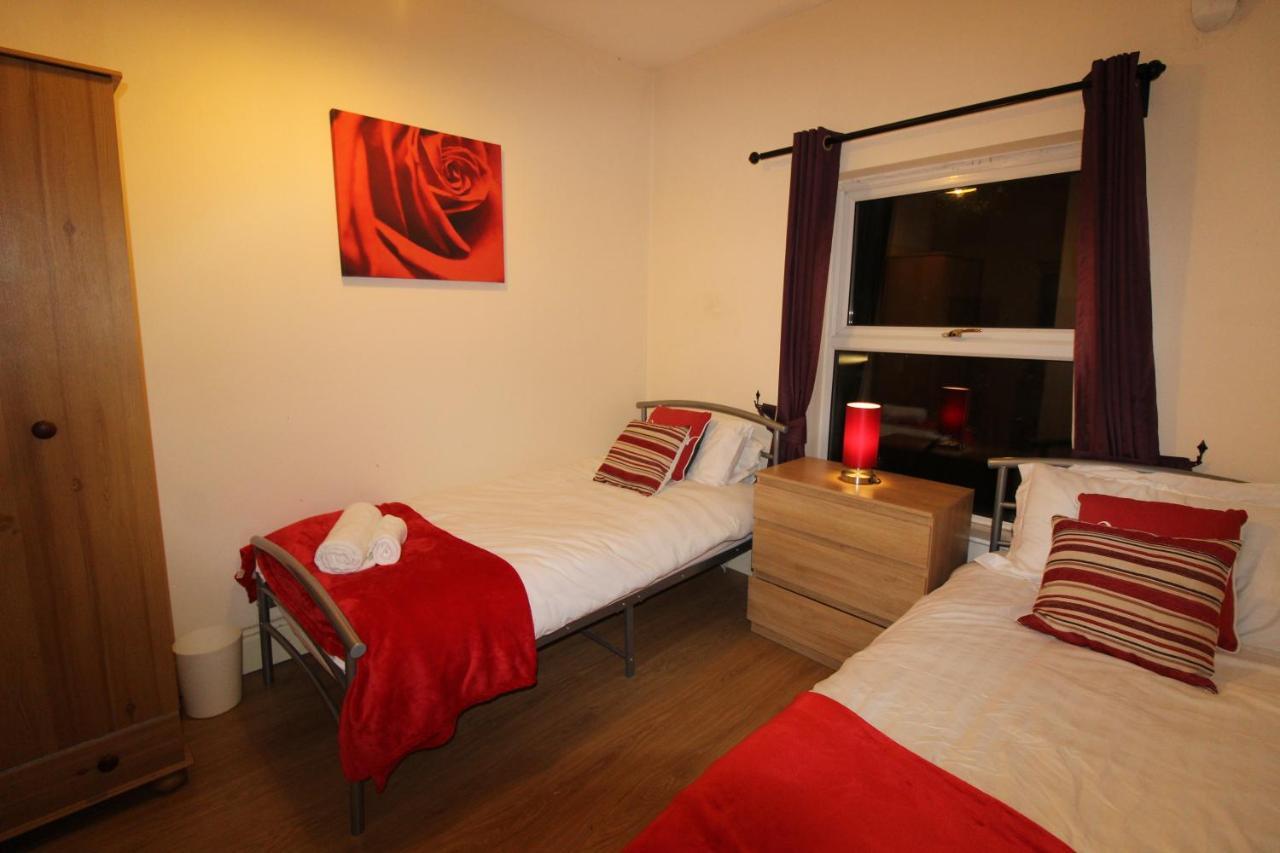 Staveley House Hotel Buitenkant foto