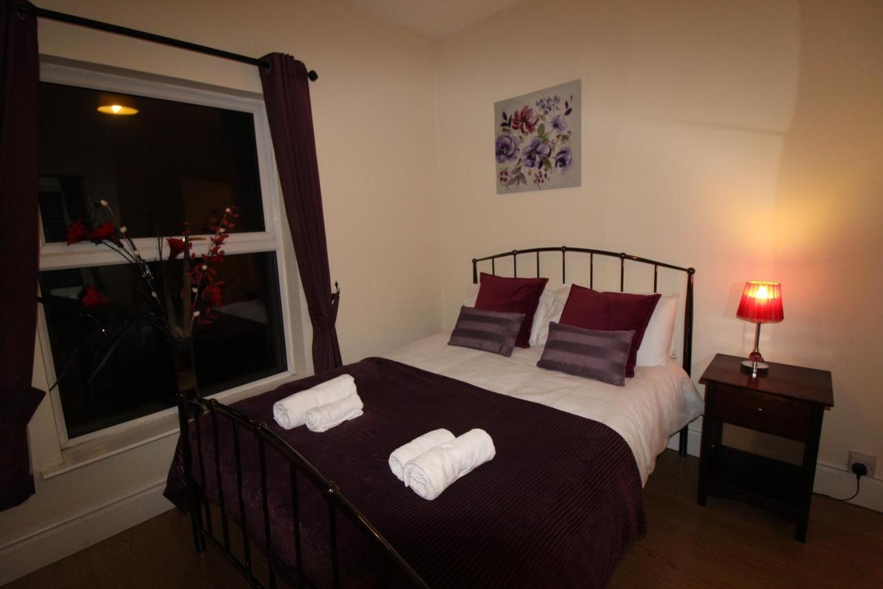 Staveley House Hotel Buitenkant foto