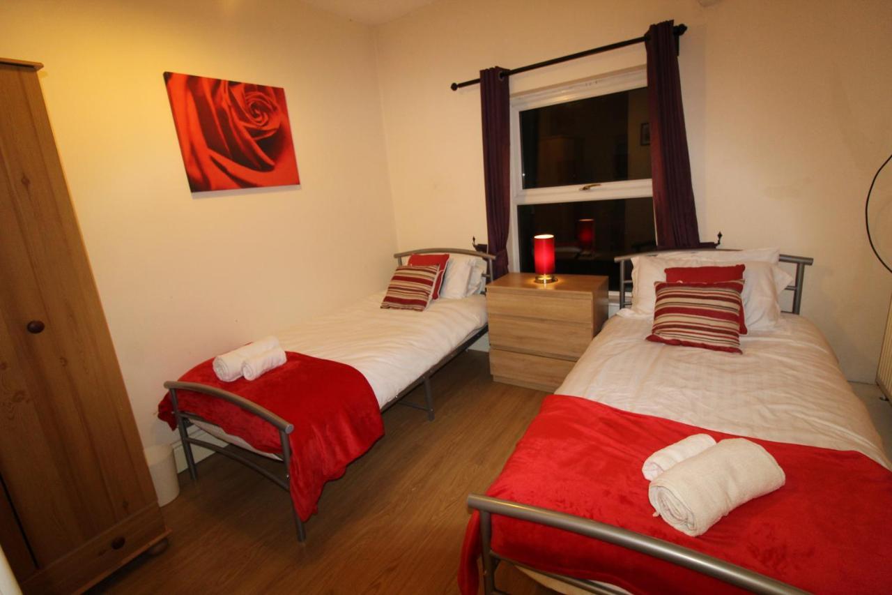 Staveley House Hotel Buitenkant foto
