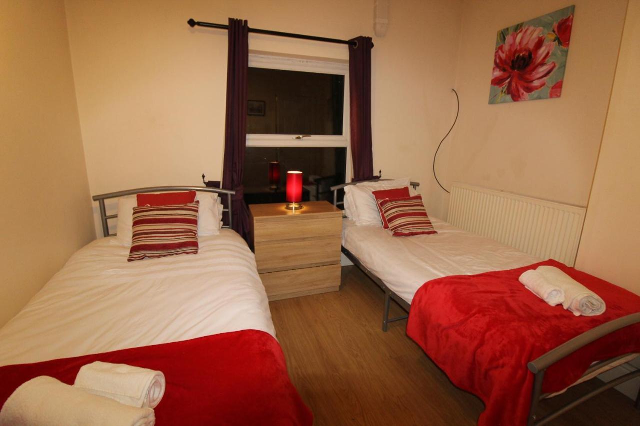 Staveley House Hotel Buitenkant foto